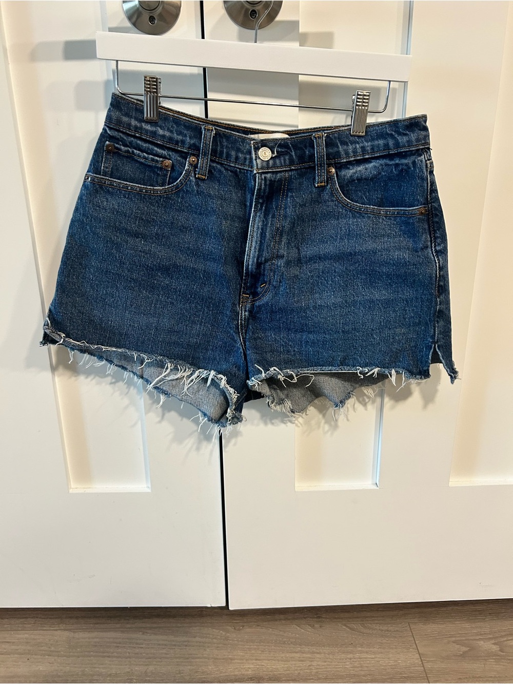 Abercrombie & Fitch Dark Blue High-Waist Frayed Denim Shorts Curve Love